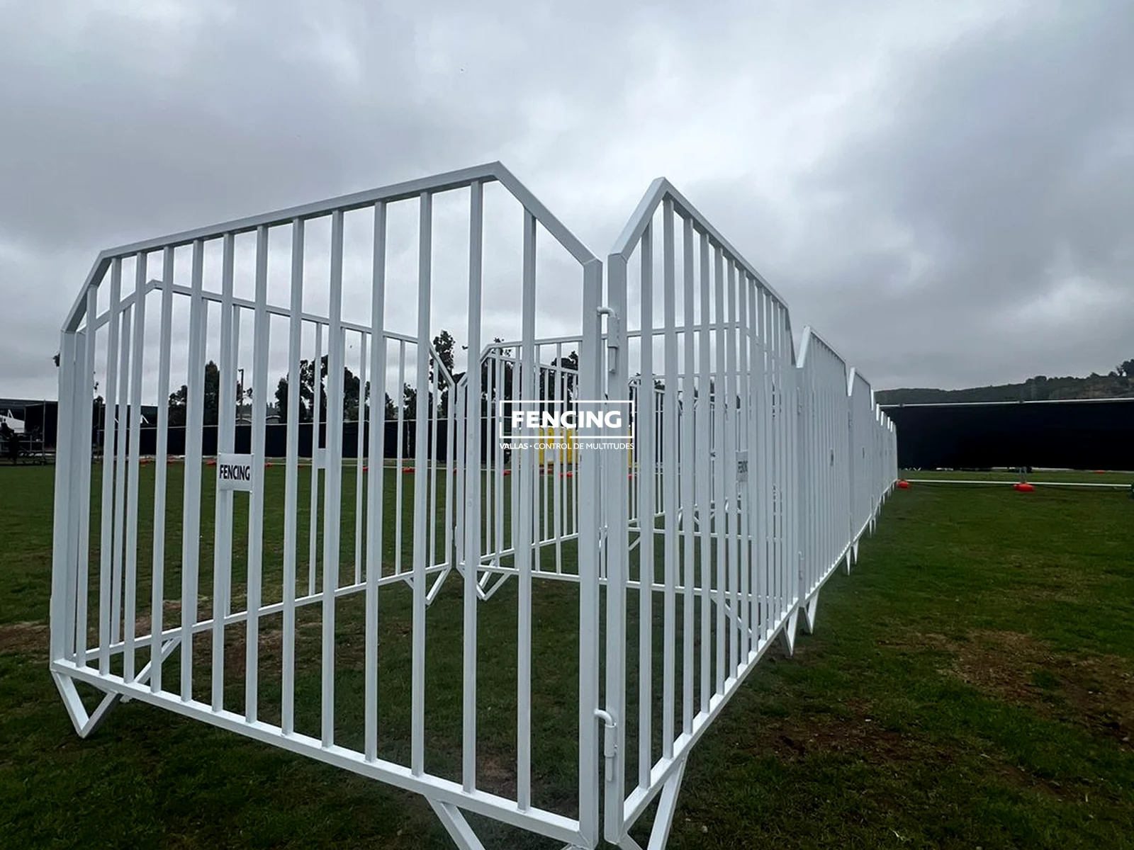 Valla Papal para control de multitudes en conciertos y eventos masivos en Chile